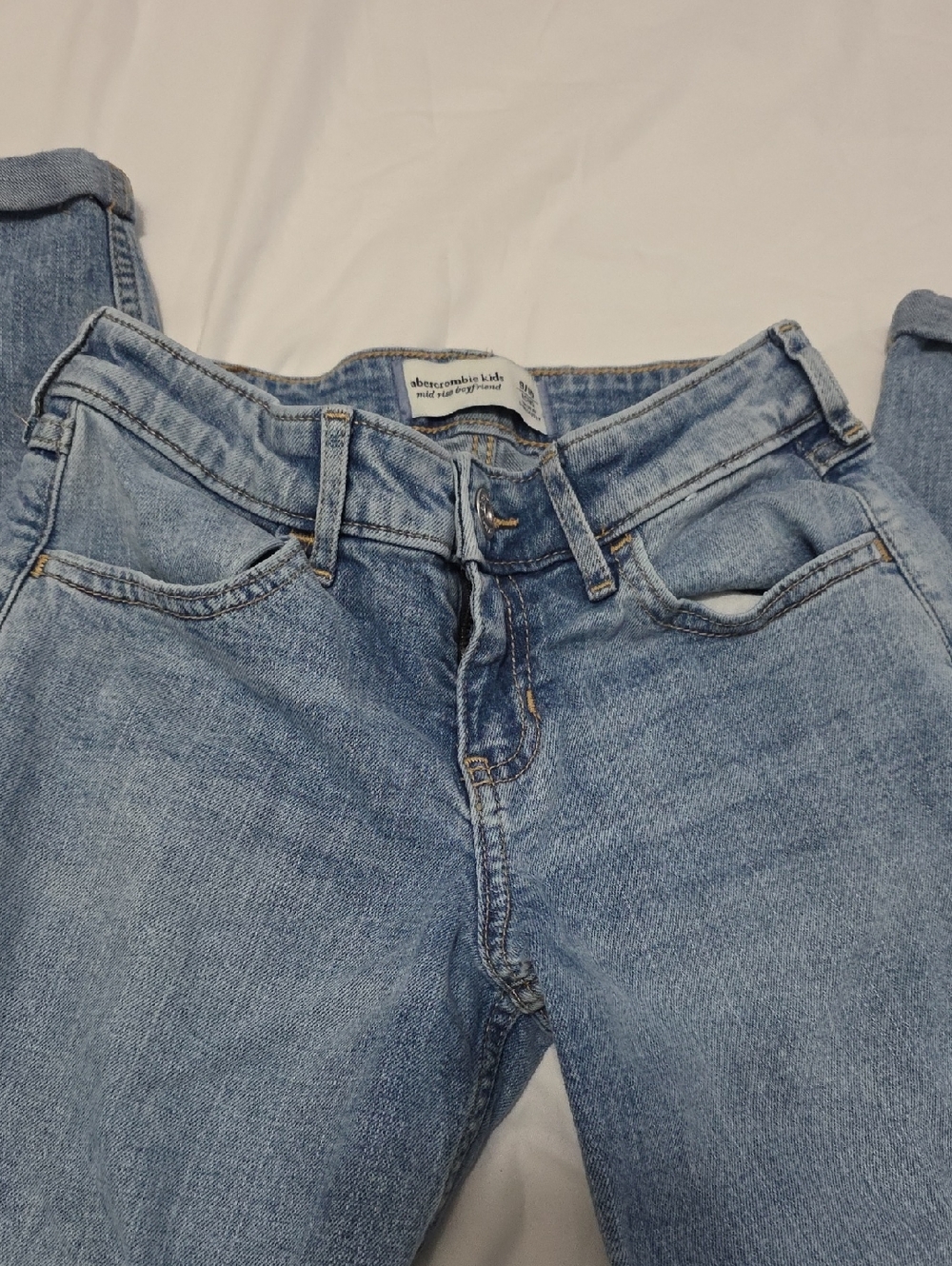 abercrombie kids Light Blue Straight Leg Jeans Girls 9/10 Long - Picture 3 of 10